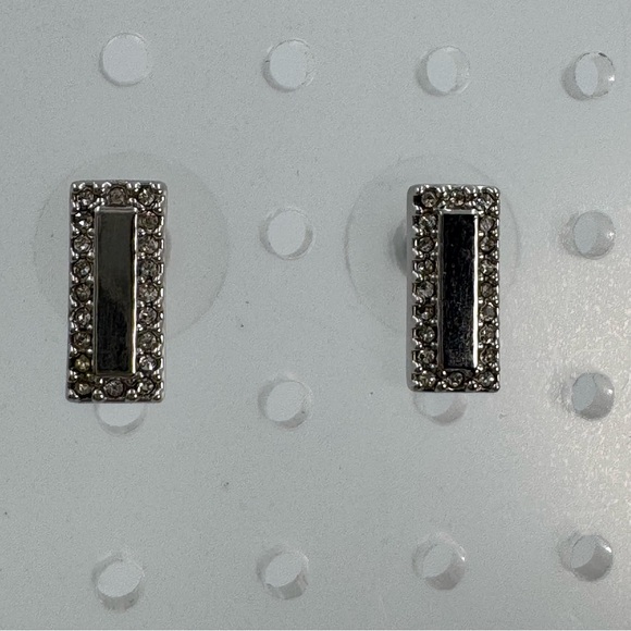 Kate Spade Raising The Bar Silver Tone With Pave Crystals Rectangle Bar Earrings - Picture 1 of 6